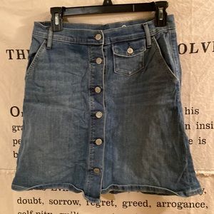 Size 28 adorable gap mini